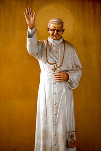 Statue du Pape Jean-Paul II dans la paroisse catholique de Cristo Risorto de Hedzranawoe, Lomé, Togo - Unknown